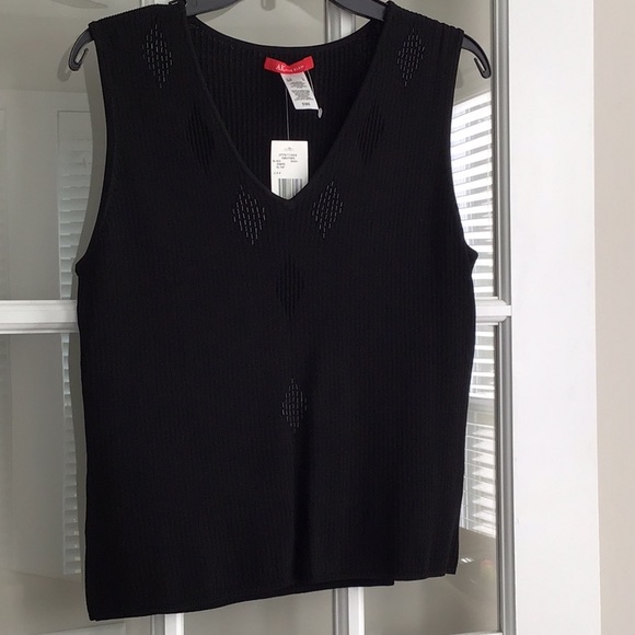Anne Klein tank with beading - Picture 1 of 2